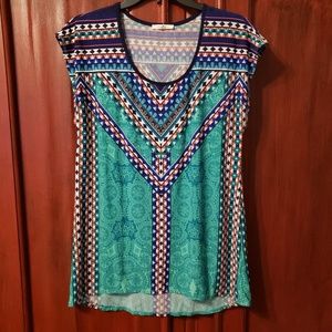 Cap sleeved tunic top